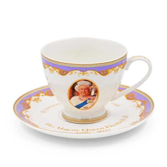 Her Majesty Queen Elizabeth II Commemorative Boxed Teacup & Saucer Set - London Souvenir Gift